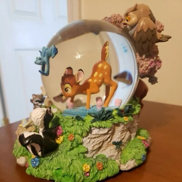 NEW IN BOX DISNEY Bambi Snow Globe with Forest Animals and Musical Wind Up - Picture 12 of 12